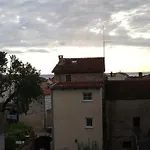 Deni