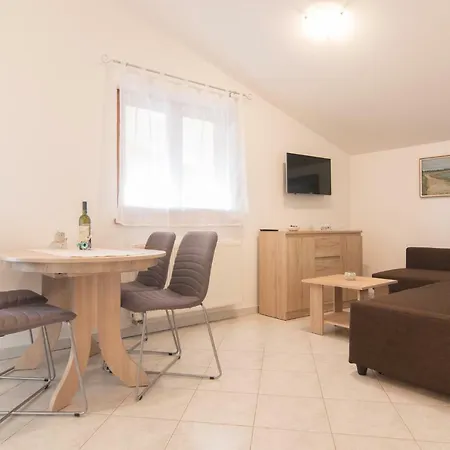 Deni Apartament Peroj