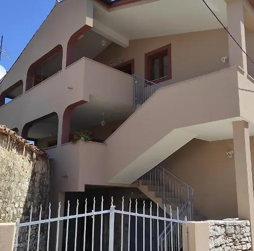 Apartment Deni Peroj